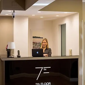 Πανσιόν 7th Floor, Νάπολη