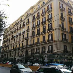 Πανσιόν Be Italian Flat Bovio, Νάπολη